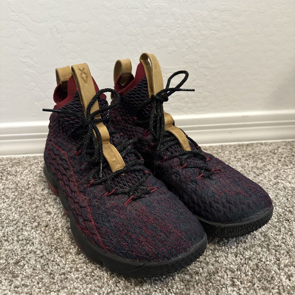 Nike LeBron XV 15 Men's Size 13 New Heights Basketball Shoes 897648-300 GUC